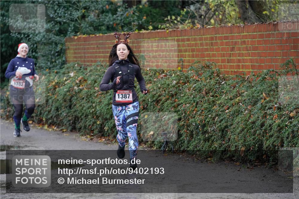07.12.2025 - St. Pauli X-Mass-Run No. 15 Michael Burmester http://msf.ph/oto/9402193 07.12.2025 10:41:20 Laufen 1702, 5, 1387 meine-sportfotos.de
