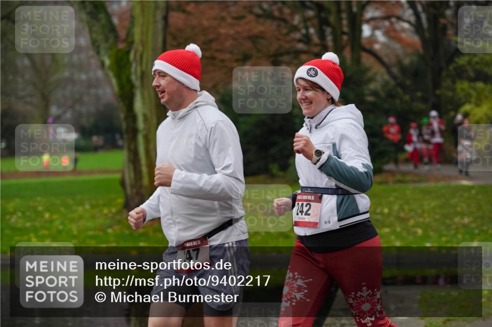 07.12.2025 - St. Pauli X-Mass-Run No. 15 Michael Burmester http://msf.ph/oto/9402217 07.12.2025 10:41:31 Laufen 15, 47, 1, 15, 242 meine-sportfotos.de