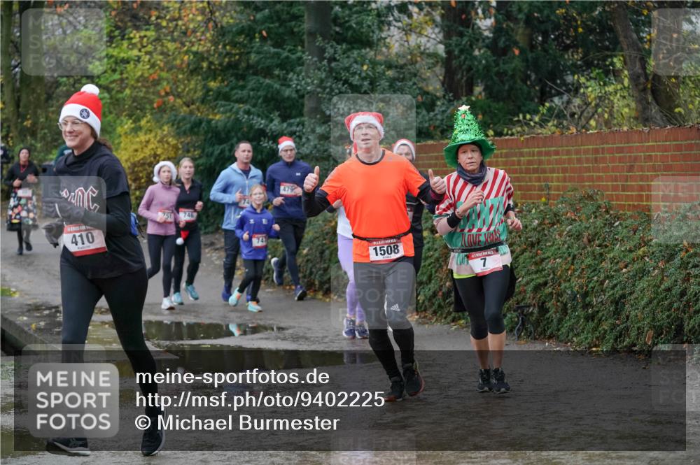07.12.2025 - St. Pauli X-Mass-Run No. 15 Michael Burmester http://msf.ph/oto/9402225 07.12.2025 10:41:36 Laufen 746, 410, 747, 479, 1508 meine-sportfotos.de