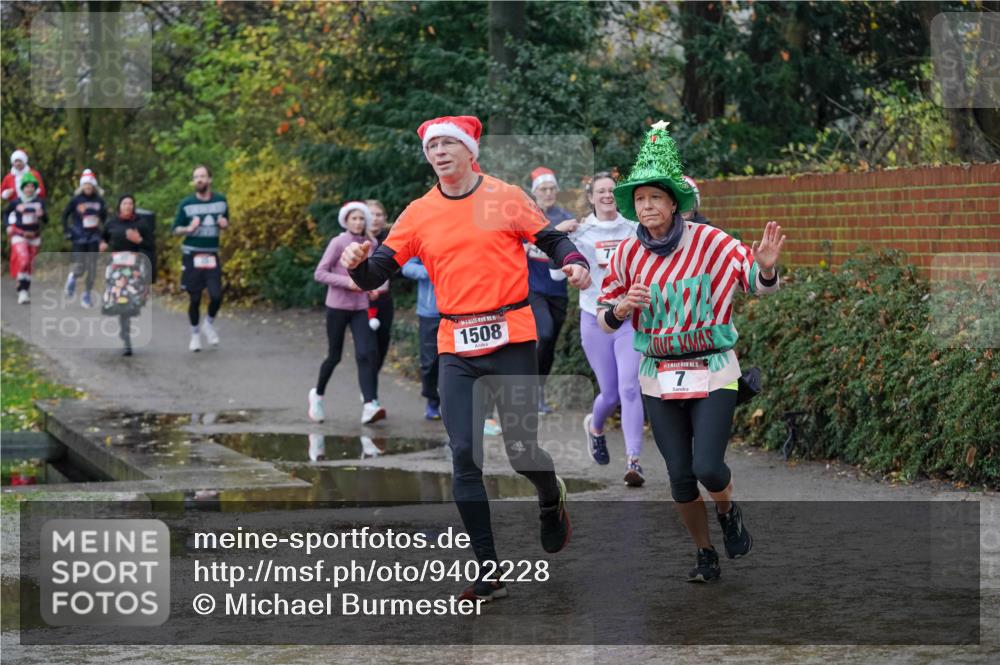 07.12.2025 - St. Pauli X-Mass-Run No. 15 Michael Burmester http://msf.ph/oto/9402228 07.12.2025 10:41:36 Laufen 1508 meine-sportfotos.de