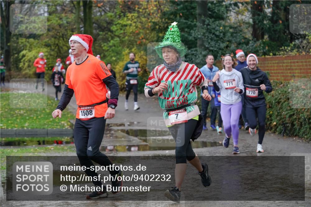 07.12.2025 - St. Pauli X-Mass-Run No. 15 Michael Burmester http://msf.ph/oto/9402232 07.12.2025 10:41:37 Laufen 1508, 15, 7, 771, 770 meine-sportfotos.de