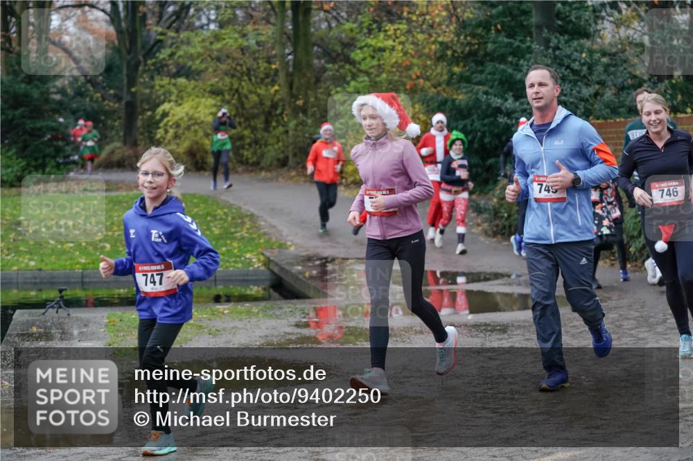 07.12.2025 - St. Pauli X-Mass-Run No. 15 Michael Burmester http://msf.ph/oto/9402250 07.12.2025 10:41:41 Laufen 747, 745, 746 meine-sportfotos.de