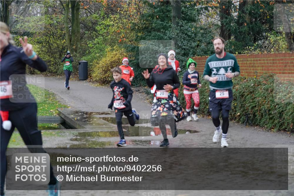 07.12.2025 - St. Pauli X-Mass-Run No. 15 Michael Burmester http://msf.ph/oto/9402256 07.12.2025 10:41:43 Laufen 16, 1482, 1203, 20, 35, 25 meine-sportfotos.de