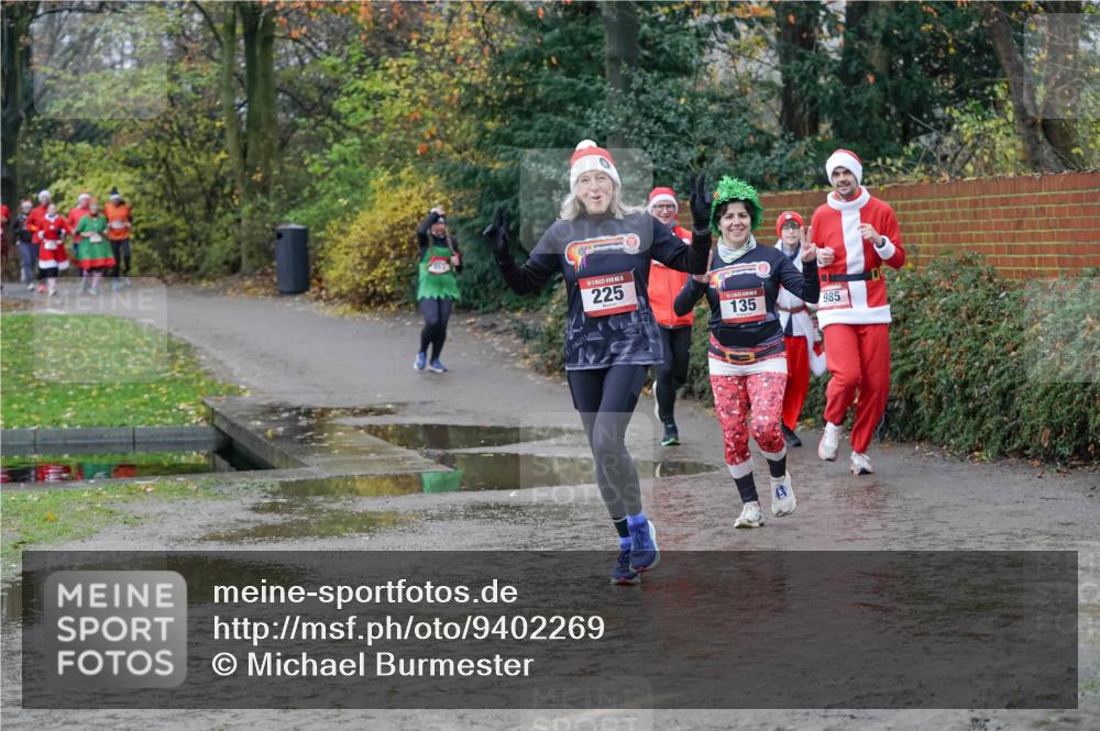 07.12.2025 - St. Pauli X-Mass-Run No. 15 Michael Burmester http://msf.ph/oto/9402269 07.12.2025 10:41:46 Laufen 5, 225, 135, 985 meine-sportfotos.de