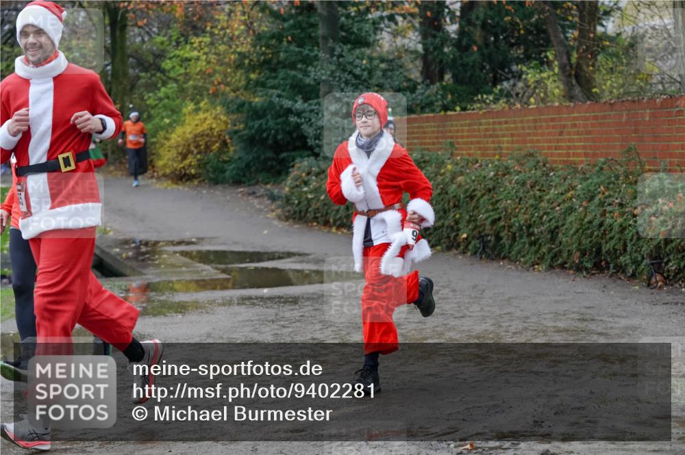 07.12.2025 - St. Pauli X-Mass-Run No. 15 Michael Burmester http://msf.ph/oto/9402281 07.12.2025 10:41:49 Laufen  meine-sportfotos.de