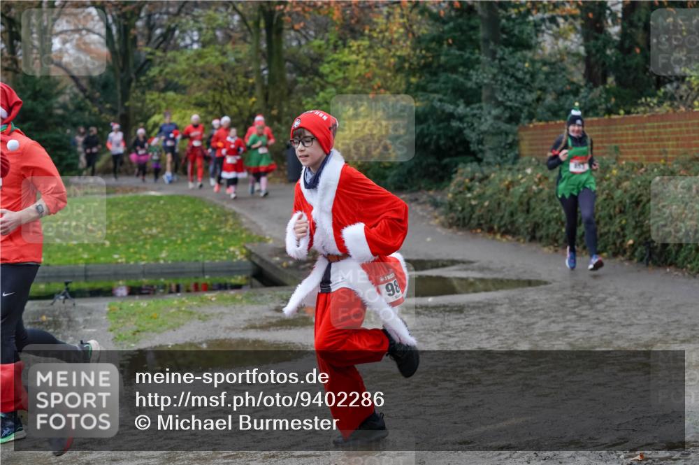 07.12.2025 - St. Pauli X-Mass-Run No. 15 Michael Burmester http://msf.ph/oto/9402286 07.12.2025 10:41:50 Laufen 98 meine-sportfotos.de