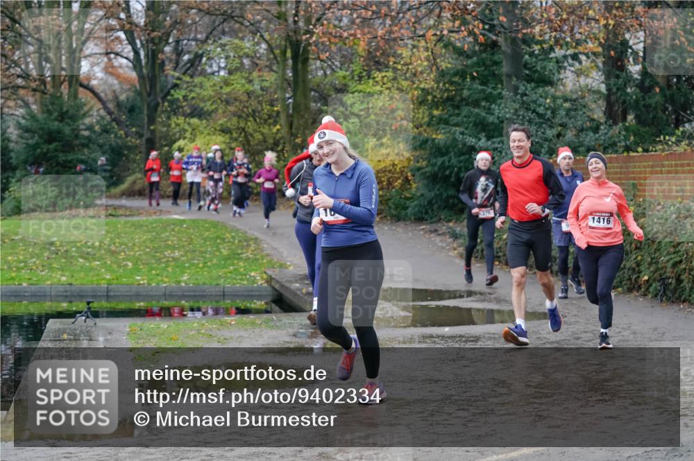 07.12.2025 - St. Pauli X-Mass-Run No. 15 Michael Burmester http://msf.ph/oto/9402334 07.12.2025 10:42:09 Laufen 1416 meine-sportfotos.de