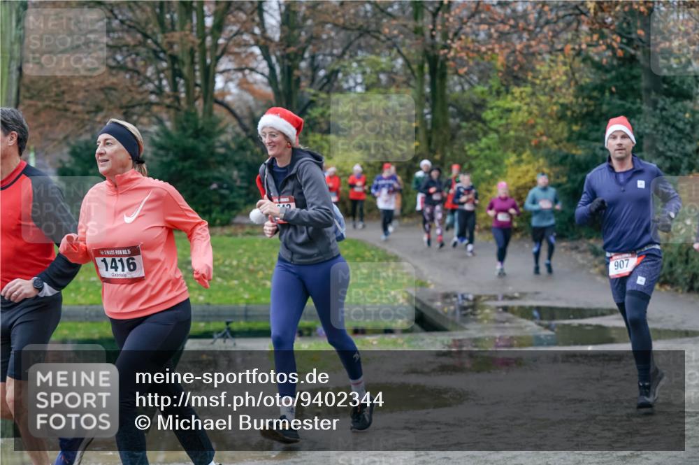 07.12.2025 - St. Pauli X-Mass-Run No. 15 Michael Burmester http://msf.ph/oto/9402344 07.12.2025 10:42:12 Laufen 15, 1416, 1, 907 meine-sportfotos.de