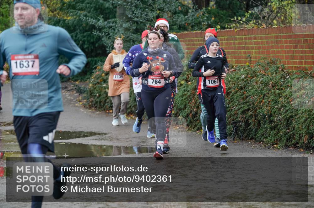 07.12.2025 - St. Pauli X-Mass-Run No. 15 Michael Burmester http://msf.ph/oto/9402361 07.12.2025 10:42:19 Laufen 1637, 1139, 764, 1068 meine-sportfotos.de