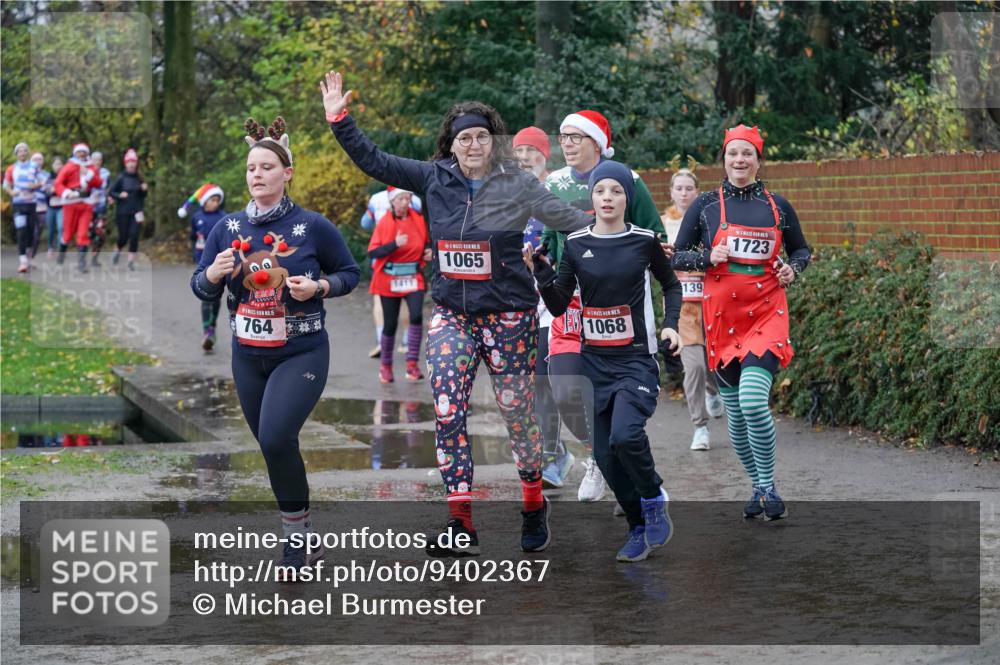07.12.2025 - St. Pauli X-Mass-Run No. 15 Michael Burmester http://msf.ph/oto/9402367 07.12.2025 10:42:21 Laufen 15, 764, 15, 1065, 5, 1068, 139, 1723 meine-sportfotos.de