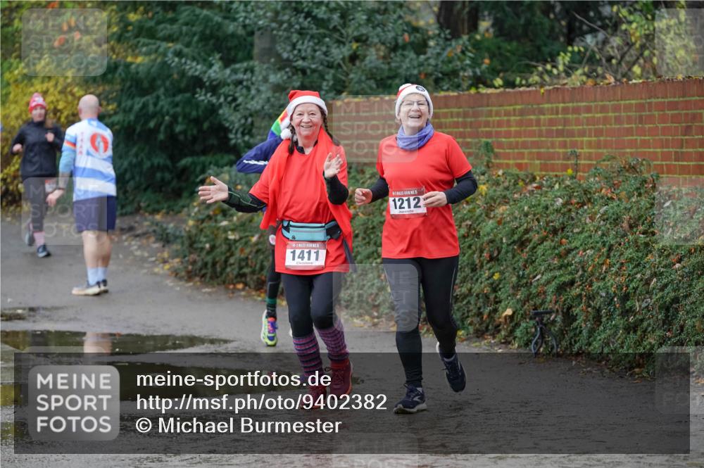 07.12.2025 - St. Pauli X-Mass-Run No. 15 Michael Burmester http://msf.ph/oto/9402382 07.12.2025 10:42:25 Laufen 15, 1411, 15, 1212 meine-sportfotos.de