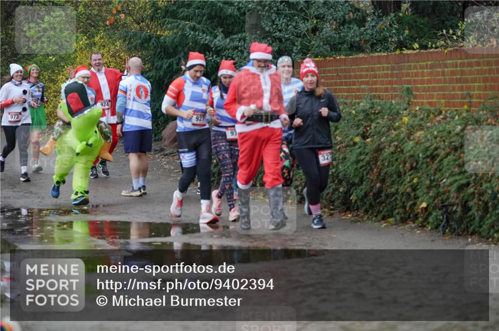 07.12.2025 - St. Pauli X-Mass-Run No. 15 Michael Burmester http://msf.ph/oto/9402394 07.12.2025 10:42:29 Laufen 973, 924, 927, 93, 77, 327 meine-sportfotos.de