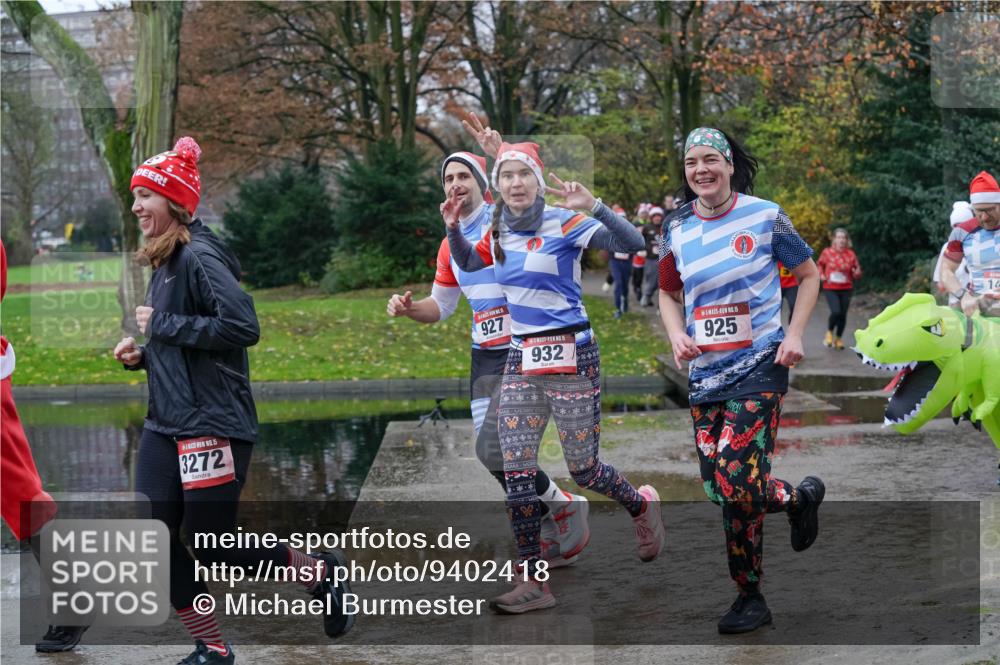 07.12.2025 - St. Pauli X-Mass-Run No. 15 Michael Burmester http://msf.ph/oto/9402418 07.12.2025 10:42:35 Laufen 927, 932, 15, 3272, 15, 925, 16 meine-sportfotos.de