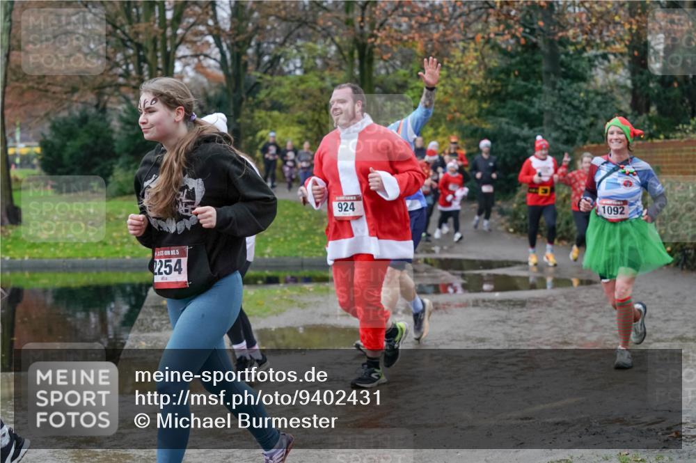 07.12.2025 - St. Pauli X-Mass-Run No. 15 Michael Burmester http://msf.ph/oto/9402431 07.12.2025 10:42:38 Laufen 15, 1254, 924, 1092 meine-sportfotos.de