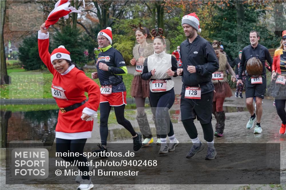 07.12.2025 - St. Pauli X-Mass-Run No. 15 Michael Burmester http://msf.ph/oto/9402468 07.12.2025 10:42:47 Laufen 281, 7102, 997, 117, 15, 128, 875, 151, 160 meine-sportfotos.de