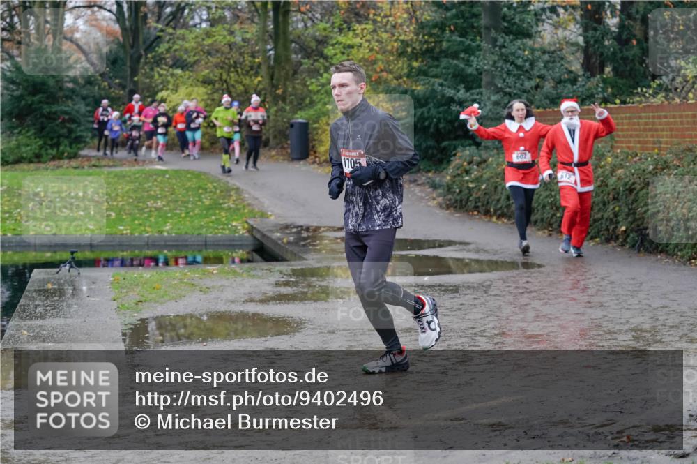 07.12.2025 - St. Pauli X-Mass-Run No. 15 Michael Burmester http://msf.ph/oto/9402496 07.12.2025 10:42:53 Laufen 1705, 602, 12 meine-sportfotos.de