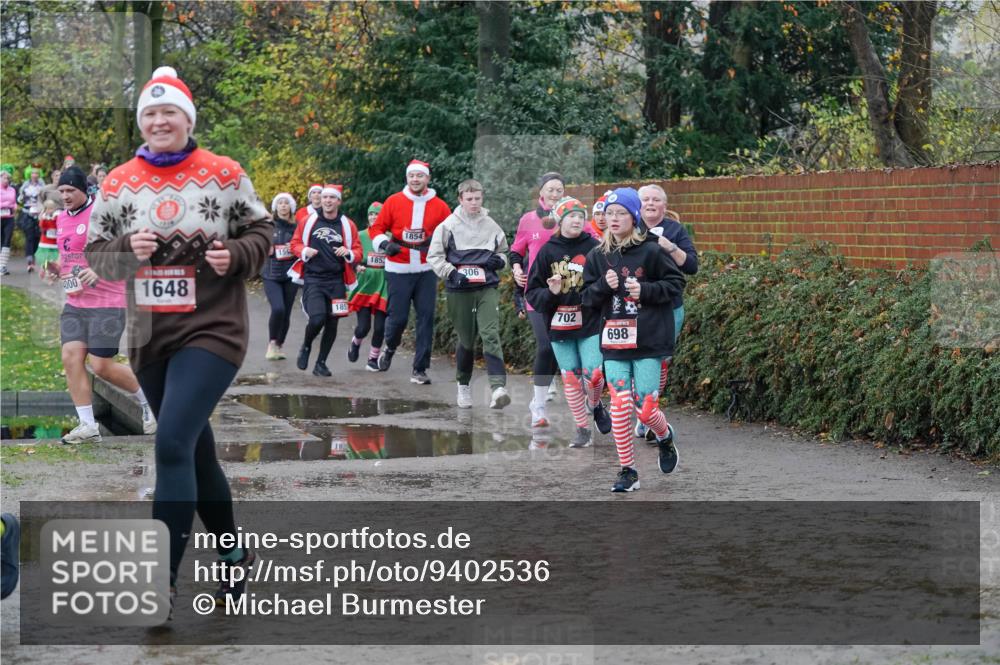 07.12.2025 - St. Pauli X-Mass-Run No. 15 Michael Burmester http://msf.ph/oto/9402536 07.12.2025 10:43:05 Laufen 4000, 1648, 185, 185, 306, 702, 698 meine-sportfotos.de