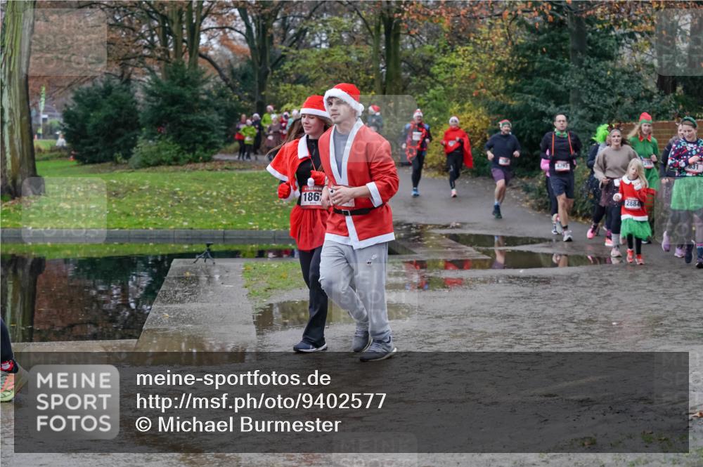 07.12.2025 - St. Pauli X-Mass-Run No. 15 Michael Burmester http://msf.ph/oto/9402577 07.12.2025 10:43:15 Laufen 186, 2884 meine-sportfotos.de