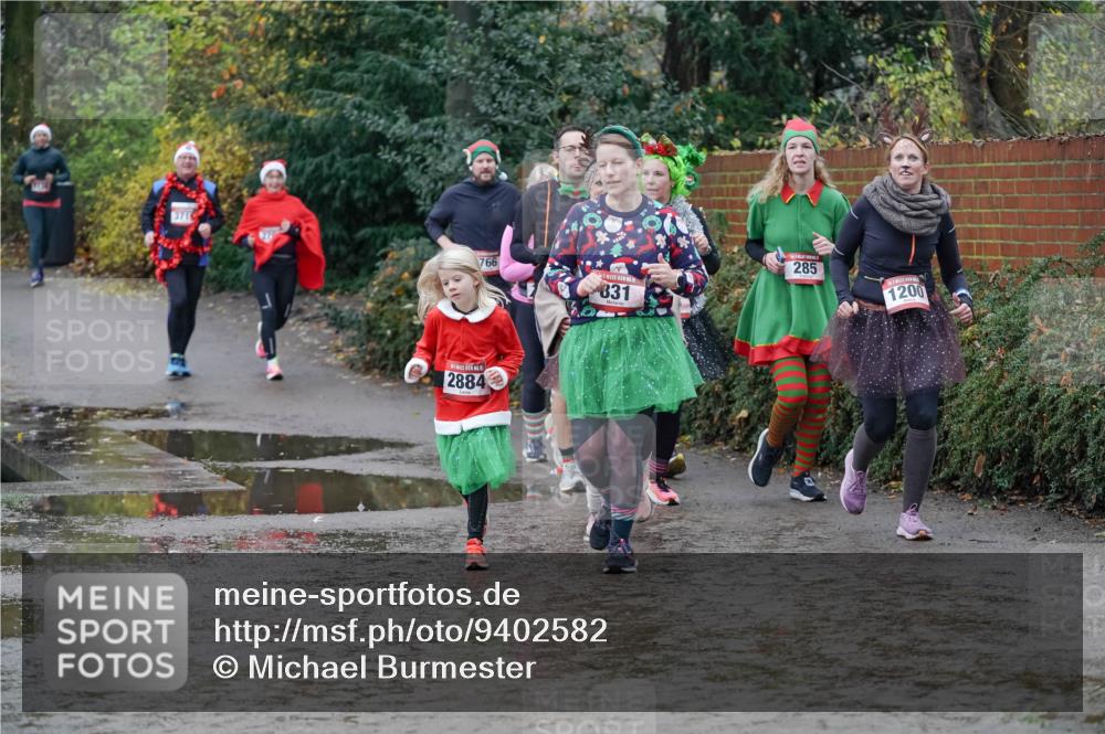 07.12.2025 - St. Pauli X-Mass-Run No. 15 Michael Burmester http://msf.ph/oto/9402582 07.12.2025 10:43:16 Laufen 766, 2884, 831, 285, 1200 meine-sportfotos.de