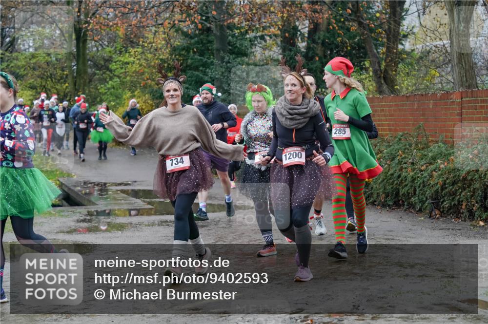 07.12.2025 - St. Pauli X-Mass-Run No. 15 Michael Burmester http://msf.ph/oto/9402593 07.12.2025 10:43:19 Laufen 734, 276, 1200, 285 meine-sportfotos.de
