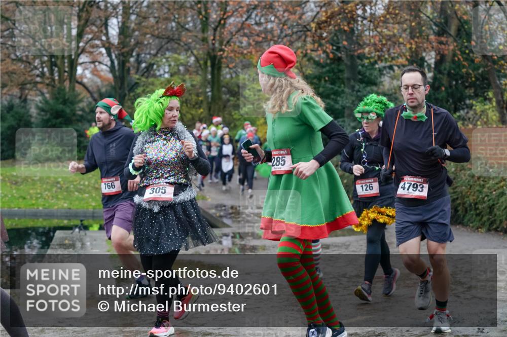 07.12.2025 - St. Pauli X-Mass-Run No. 15 Michael Burmester http://msf.ph/oto/9402601 07.12.2025 10:43:20 Laufen 766, 305, 285, 126, 5, 4793 meine-sportfotos.de