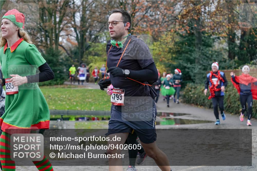 07.12.2025 - St. Pauli X-Mass-Run No. 15 Michael Burmester http://msf.ph/oto/9402605 07.12.2025 10:43:21 Laufen 285, 793 meine-sportfotos.de