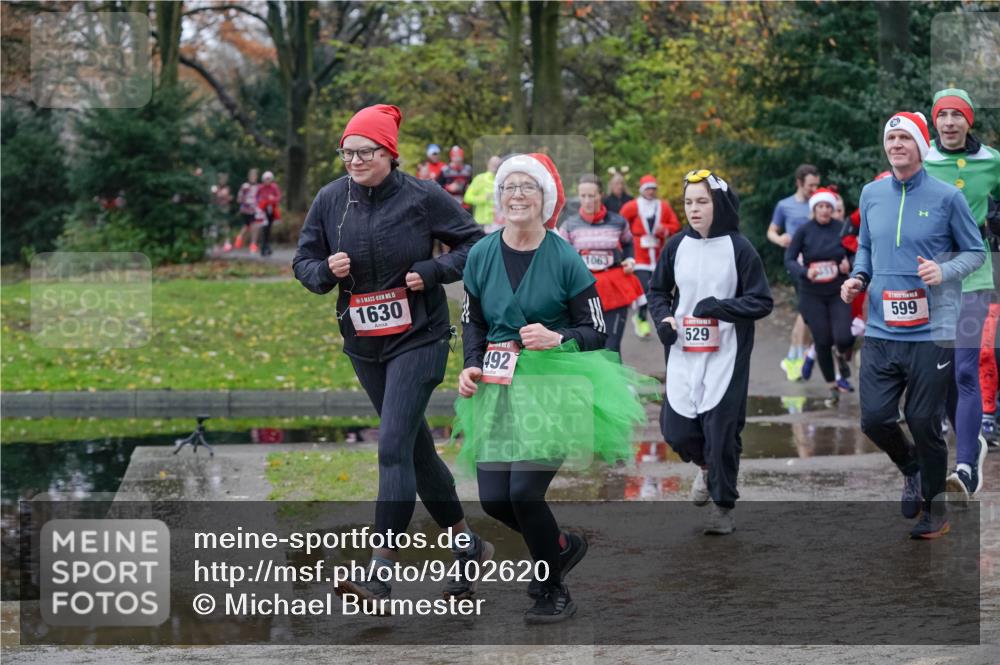 07.12.2025 - St. Pauli X-Mass-Run No. 15 Michael Burmester http://msf.ph/oto/9402620 07.12.2025 10:43:28 Laufen 15, 1630, 492, 1063, 529, 599 meine-sportfotos.de