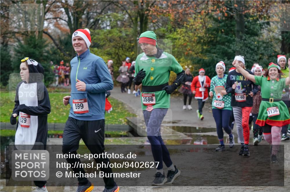 07.12.2025 - St. Pauli X-Mass-Run No. 15 Michael Burmester http://msf.ph/oto/9402627 07.12.2025 10:43:30 Laufen 29, 29, 599, 3586, 542, 37, 1140, 1136 meine-sportfotos.de