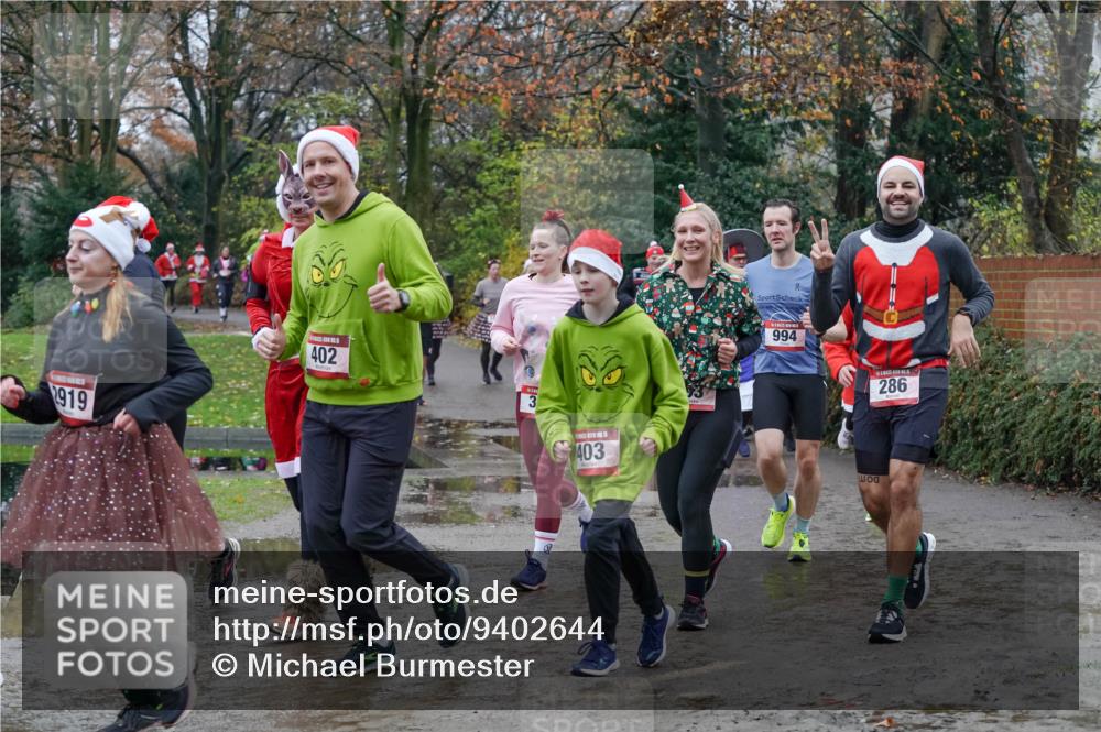 07.12.2025 - St. Pauli X-Mass-Run No. 15 Michael Burmester http://msf.ph/oto/9402644 07.12.2025 10:43:34 Laufen 2919, 402, 3, 994, 286, 403 meine-sportfotos.de