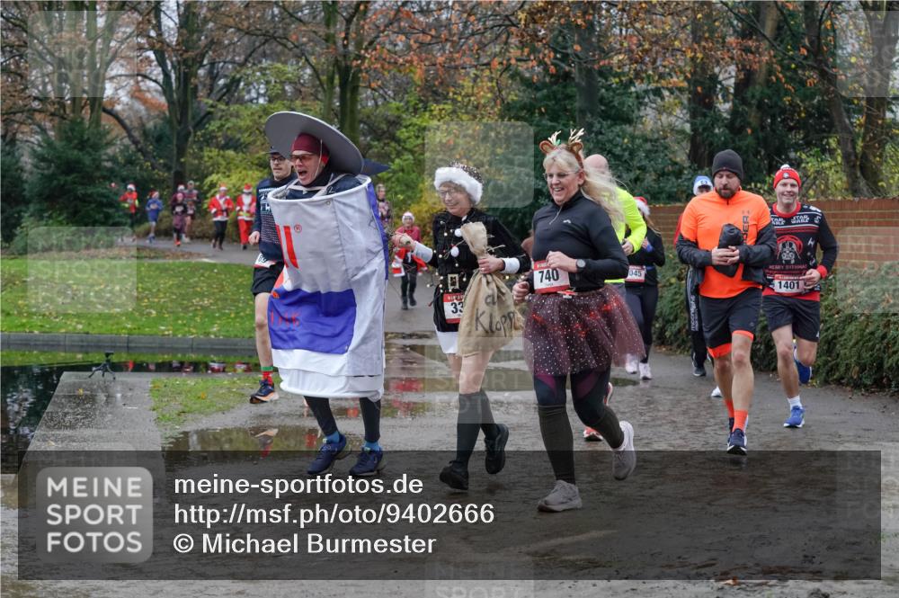 07.12.2025 - St. Pauli X-Mass-Run No. 15 Michael Burmester http://msf.ph/oto/9402666 07.12.2025 10:43:38 Laufen 33, 740, 045, 1401 meine-sportfotos.de