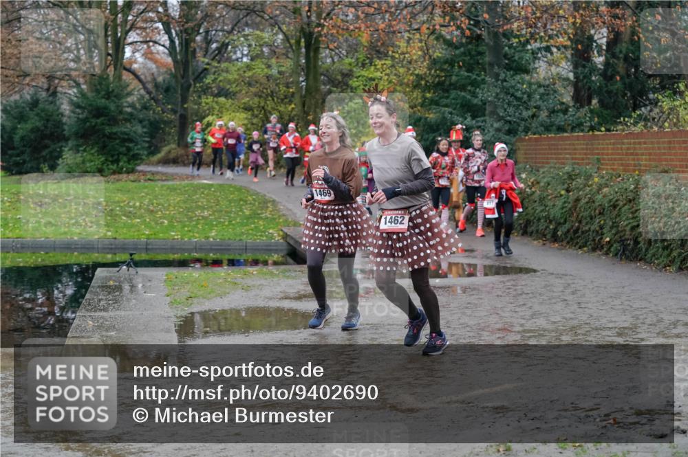 07.12.2025 - St. Pauli X-Mass-Run No. 15 Michael Burmester http://msf.ph/oto/9402690 07.12.2025 10:43:43 Laufen 1469, 1462 meine-sportfotos.de