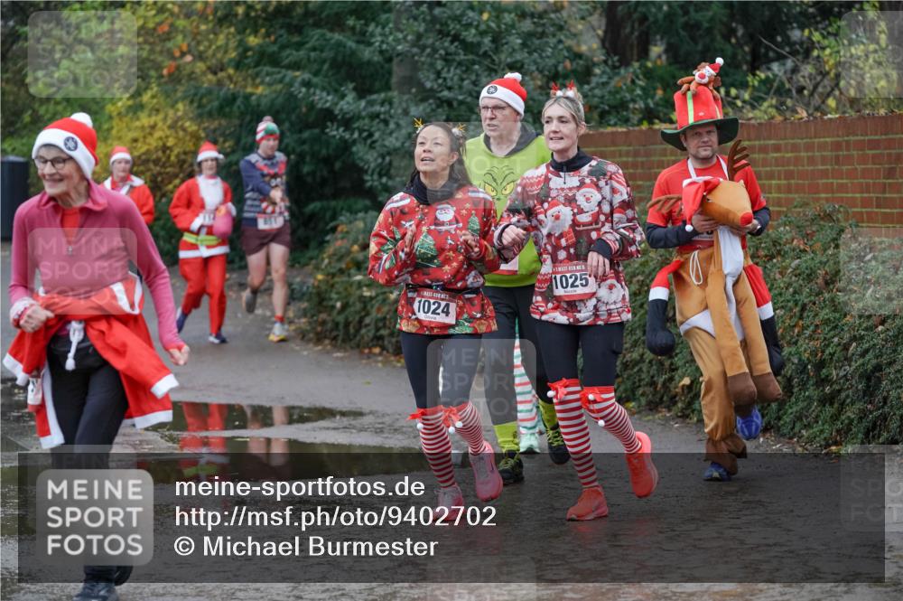 07.12.2025 - St. Pauli X-Mass-Run No. 15 Michael Burmester http://msf.ph/oto/9402702 07.12.2025 10:43:47 Laufen 1024, 1025 meine-sportfotos.de