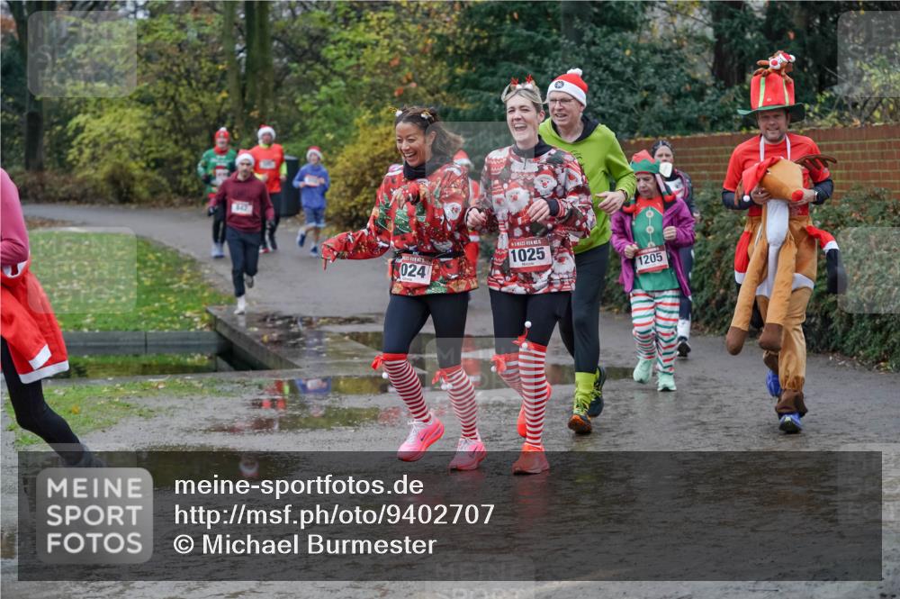 07.12.2025 - St. Pauli X-Mass-Run No. 15 Michael Burmester http://msf.ph/oto/9402707 07.12.2025 10:43:48 Laufen 024, 1, 1025, 1205 meine-sportfotos.de