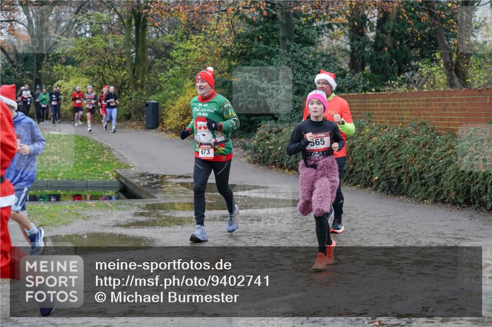 07.12.2025 - St. Pauli X-Mass-Run No. 15 Michael Burmester http://msf.ph/oto/9402741 07.12.2025 10:43:56 Laufen 673, 565 meine-sportfotos.de