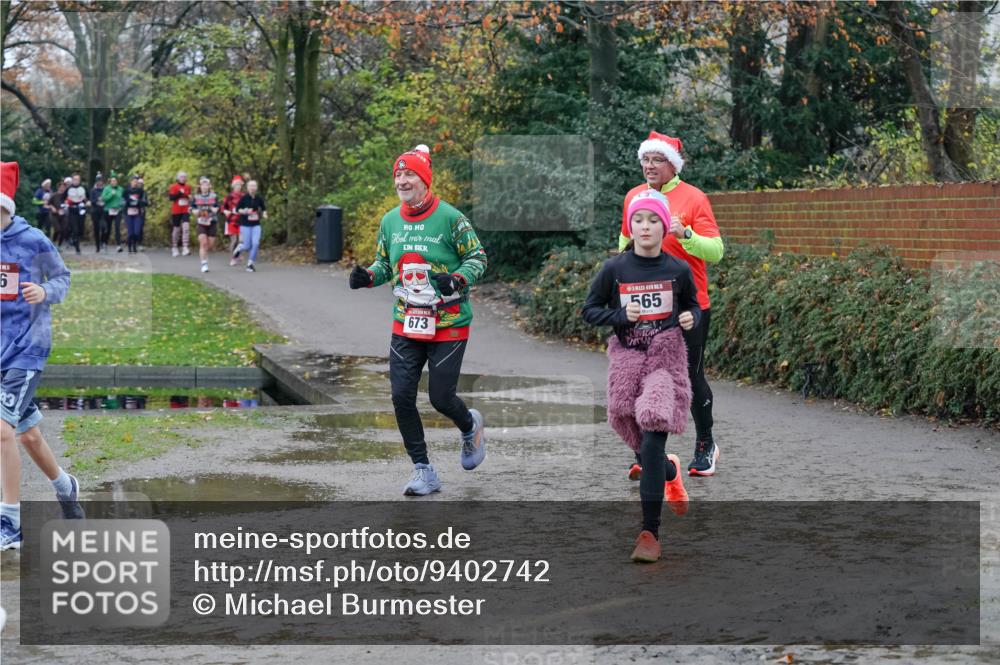 07.12.2025 - St. Pauli X-Mass-Run No. 15 Michael Burmester http://msf.ph/oto/9402742 07.12.2025 10:43:56 Laufen 673, 565 meine-sportfotos.de