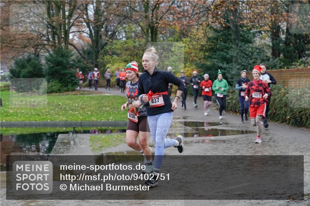 07.12.2025 - St. Pauli X-Mass-Run No. 15 Michael Burmester http://msf.ph/oto/9402751 07.12.2025 10:44:07 Laufen 00, 837, 1611, 838 meine-sportfotos.de