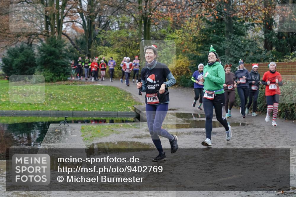 07.12.2025 - St. Pauli X-Mass-Run No. 15 Michael Burmester http://msf.ph/oto/9402769 07.12.2025 10:44:11 Laufen 1199, 1608, 1751, 315 meine-sportfotos.de