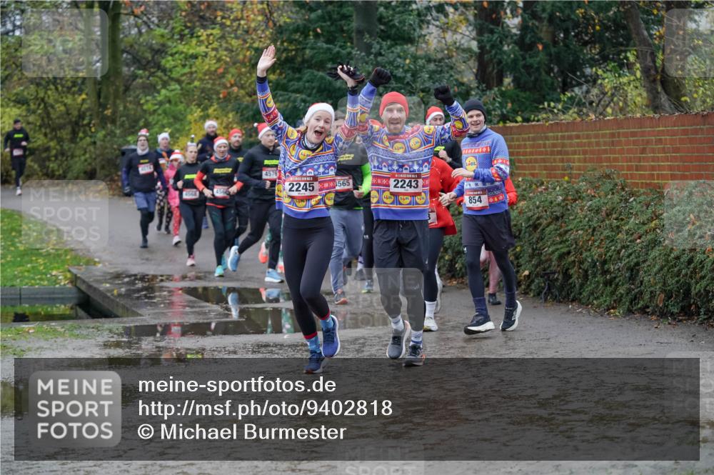 07.12.2025 - St. Pauli X-Mass-Run No. 15 Michael Burmester http://msf.ph/oto/9402818 07.12.2025 10:44:23 Laufen 4568, 456, 4576, 22451565, 2243, 854 meine-sportfotos.de