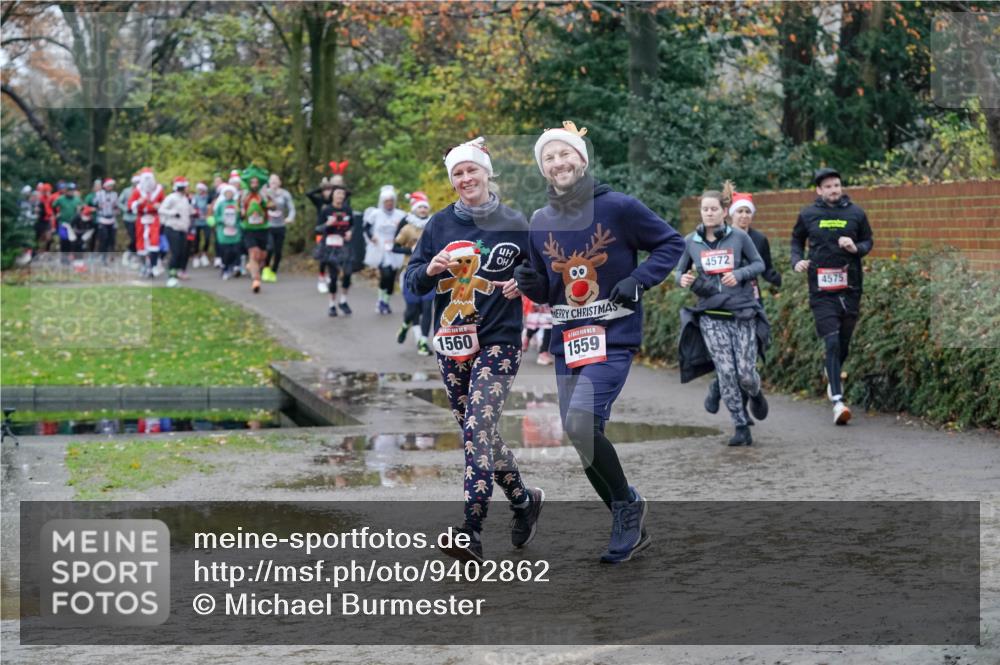 07.12.2025 - St. Pauli X-Mass-Run No. 15 Michael Burmester http://msf.ph/oto/9402862 07.12.2025 10:44:33 Laufen 1560, 1559, 4572, 4575 meine-sportfotos.de