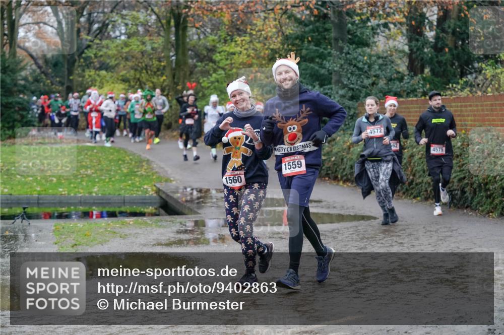 07.12.2025 - St. Pauli X-Mass-Run No. 15 Michael Burmester http://msf.ph/oto/9402863 07.12.2025 10:44:33 Laufen 1560, 00, 1559, 4572, 562, 4575 meine-sportfotos.de