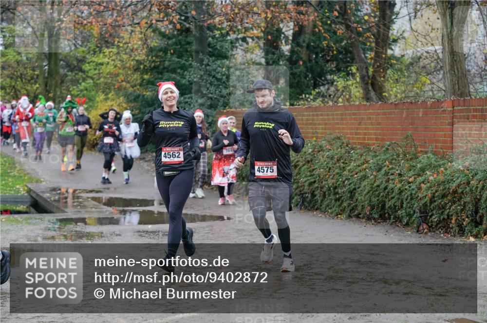 07.12.2025 - St. Pauli X-Mass-Run No. 15 Michael Burmester http://msf.ph/oto/9402872 07.12.2025 10:44:36 Laufen 0, 4562, 784, 0, 156, 4575 meine-sportfotos.de