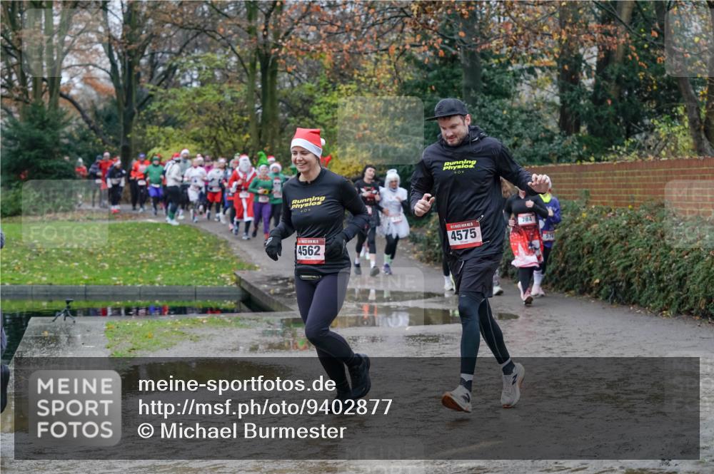 07.12.2025 - St. Pauli X-Mass-Run No. 15 Michael Burmester http://msf.ph/oto/9402877 07.12.2025 10:44:36 Laufen 0, 4562, 4575, 784, 574 meine-sportfotos.de