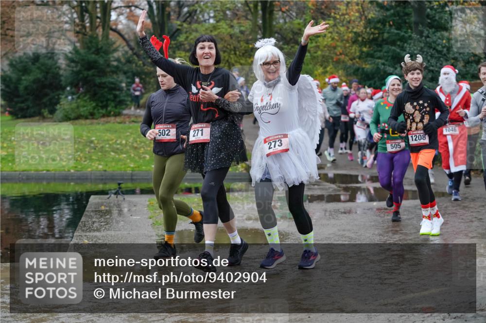 07.12.2025 - St. Pauli X-Mass-Run No. 15 Michael Burmester http://msf.ph/oto/9402904 07.12.2025 10:44:44 Laufen 502, 10, 271, 273, 505, 1208, 1046 meine-sportfotos.de