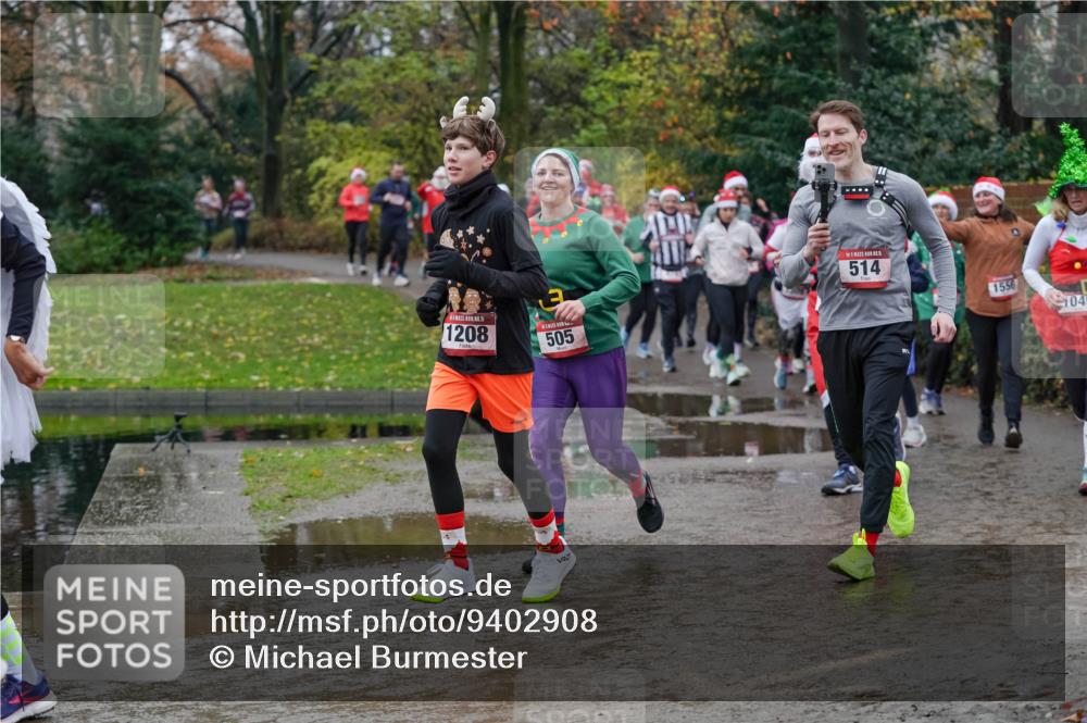 07.12.2025 - St. Pauli X-Mass-Run No. 15 Michael Burmester http://msf.ph/oto/9402908 07.12.2025 10:44:45 Laufen 1208, 3, 505, 514, 1556, 1049 meine-sportfotos.de