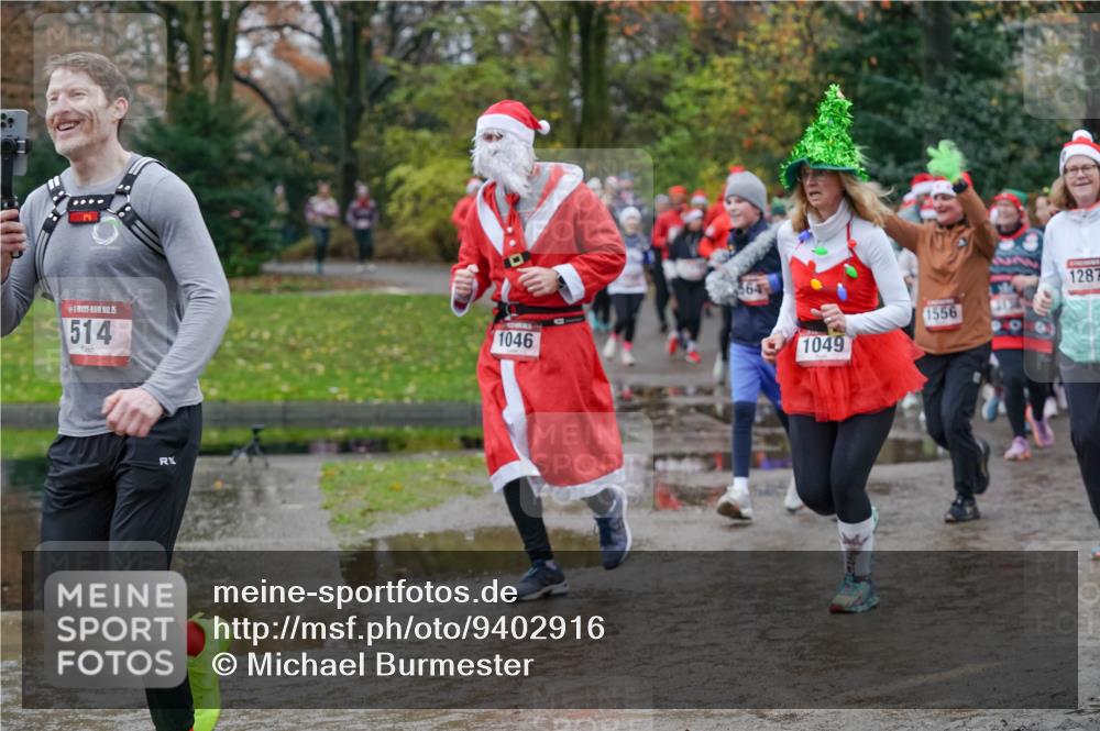 07.12.2025 - St. Pauli X-Mass-Run No. 15 Michael Burmester http://msf.ph/oto/9402916 07.12.2025 10:44:46 Laufen 5, 514, 1046, 64, 1556, 1049, 1287 meine-sportfotos.de