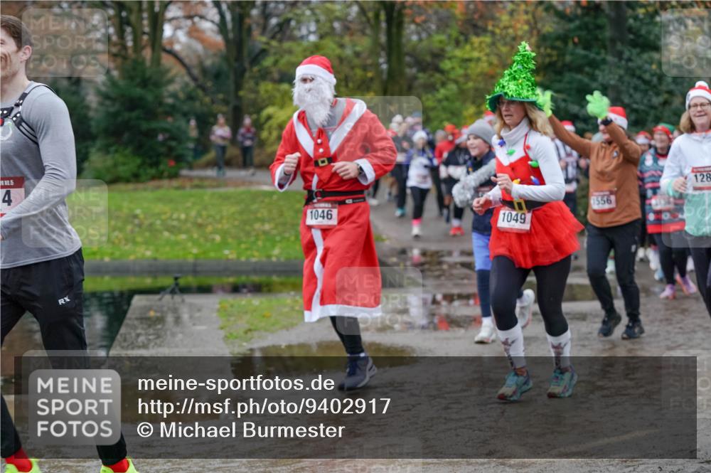 07.12.2025 - St. Pauli X-Mass-Run No. 15 Michael Burmester http://msf.ph/oto/9402917 07.12.2025 10:44:46 Laufen 15, 4, 1046, 1049, 1556, 128 meine-sportfotos.de