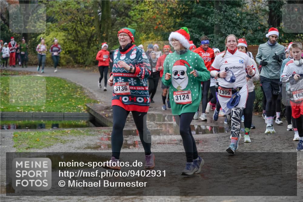 07.12.2025 - St. Pauli X-Mass-Run No. 15 Michael Burmester http://msf.ph/oto/9402931 07.12.2025 10:44:49 Laufen 3136, 3124, 1309, 162 meine-sportfotos.de