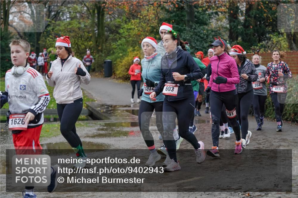 07.12.2025 - St. Pauli X-Mass-Run No. 15 Michael Burmester http://msf.ph/oto/9402943 07.12.2025 10:44:52 Laufen 1202, 603, 1626, 91, 204, 414 meine-sportfotos.de