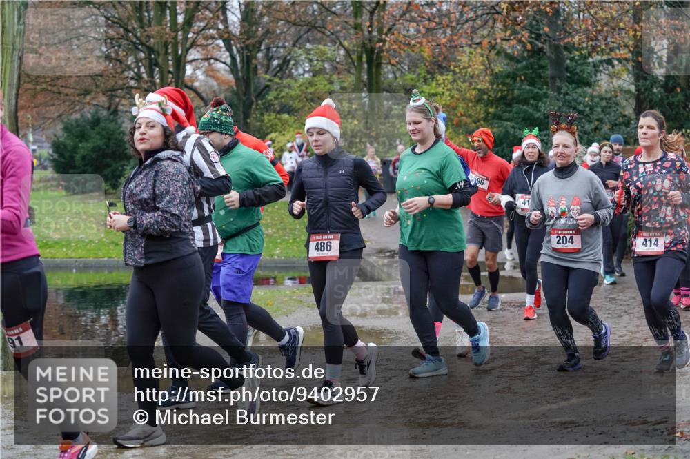 07.12.2025 - St. Pauli X-Mass-Run No. 15 Michael Burmester http://msf.ph/oto/9402957 07.12.2025 10:44:54 Laufen 91, 486, 596, 41, 204, 414 meine-sportfotos.de