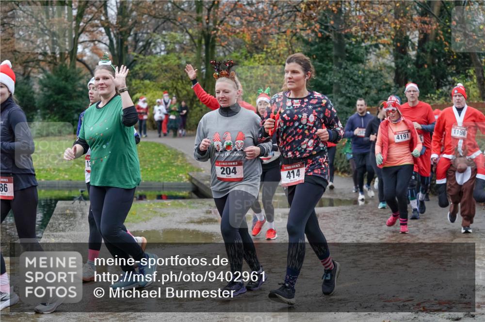 07.12.2025 - St. Pauli X-Mass-Run No. 15 Michael Burmester http://msf.ph/oto/9402961 07.12.2025 10:44:55 Laufen 86, 15, 204, 15, 414, 1482, 4191, 1196 meine-sportfotos.de